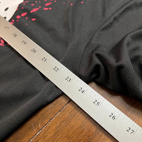 Friday the 13th Jason Voorhees Blood Splattered Hockey Jersey Horror Adult L - Picture 9 of 10